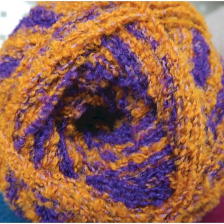 Обучение игре на других инструментах, книга Супер фантазийная. Цвет 1028-фиолето-рыжий меланж. 1х360 г купить по скидке